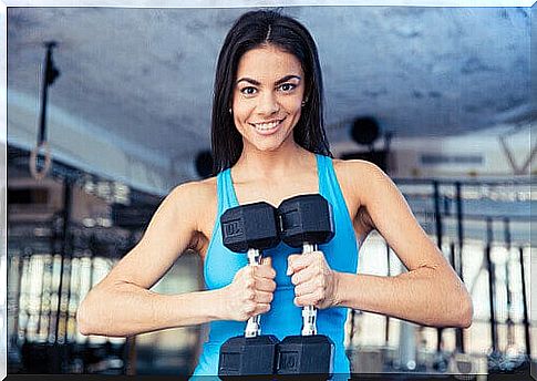 Woman with weights