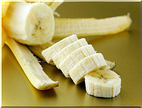 The health benefits of eating bananas