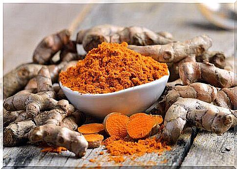 Detoxify the lungs with turmeric